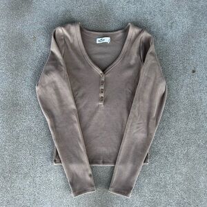 Women’s Hollister tan tight fit long sleeve shirt